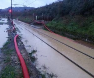 Linea ferroviaria Montecatini Pistoia allagata 8dic2017